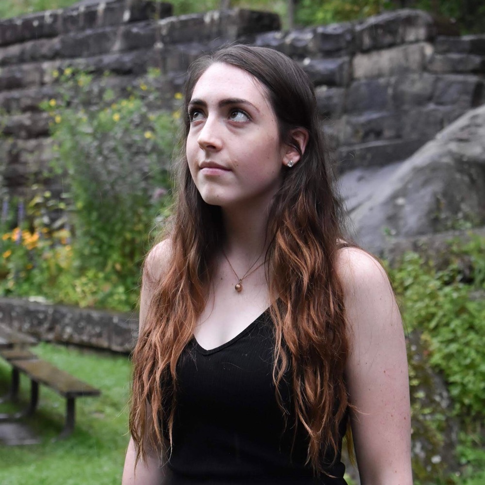 Meet your Posher, Emma